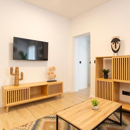 II Cozy & Modern Apartment Ayr Málaga Buitenkant foto