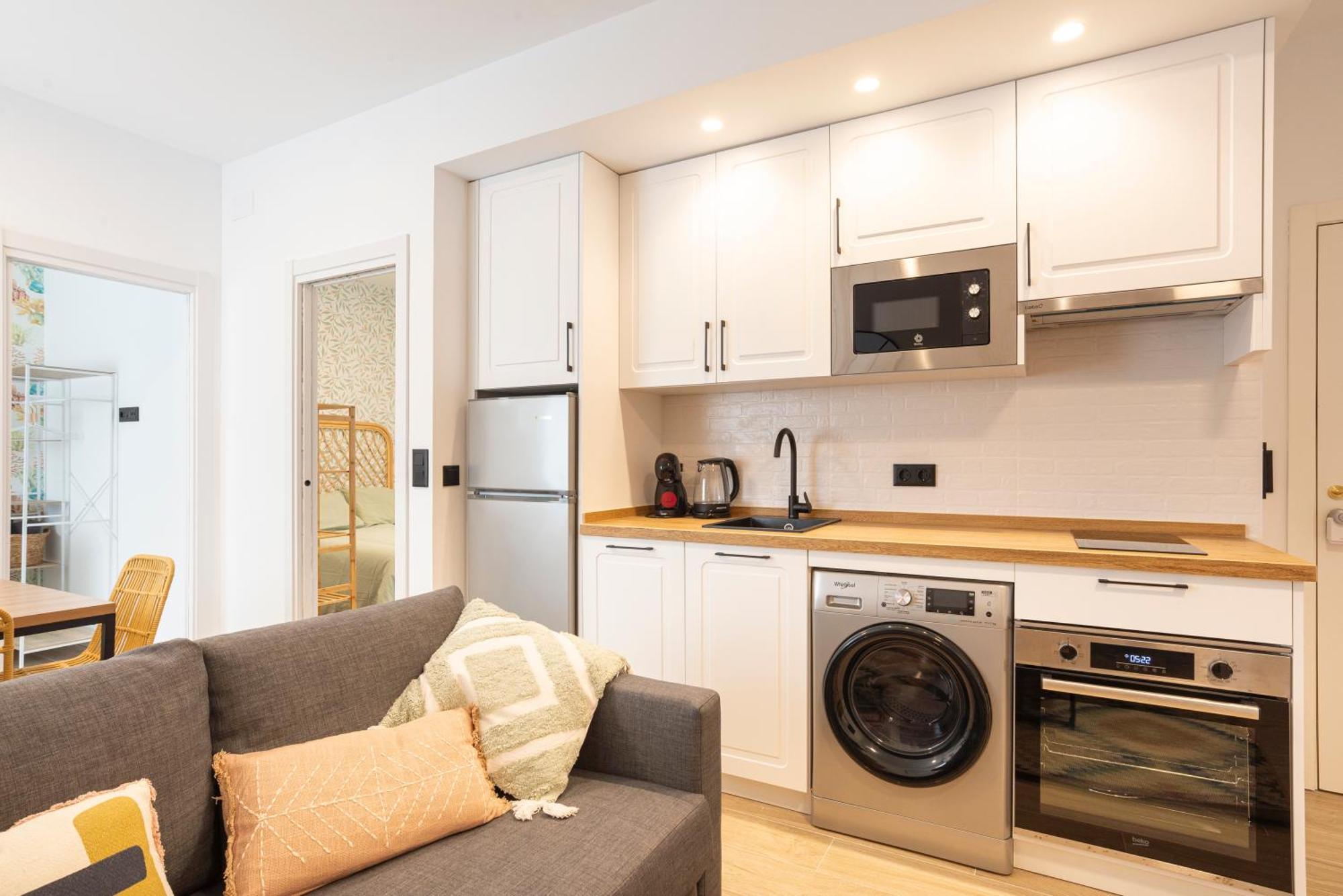 II Cozy & Modern Apartment Ayr Málaga Buitenkant foto
